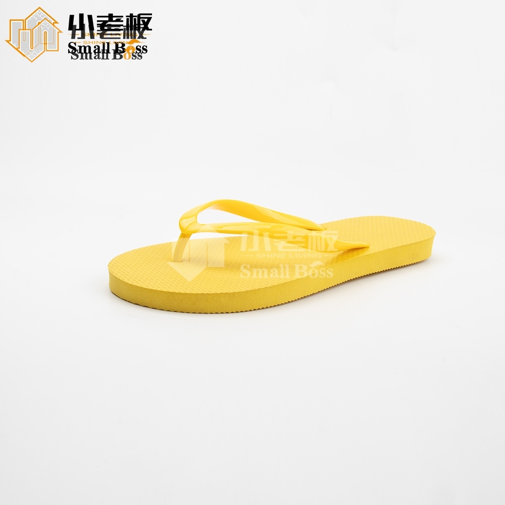 Compuesto de espuma PVC suave y ligera resistente al desgaste para zapatos moldeados por inyección con espuma