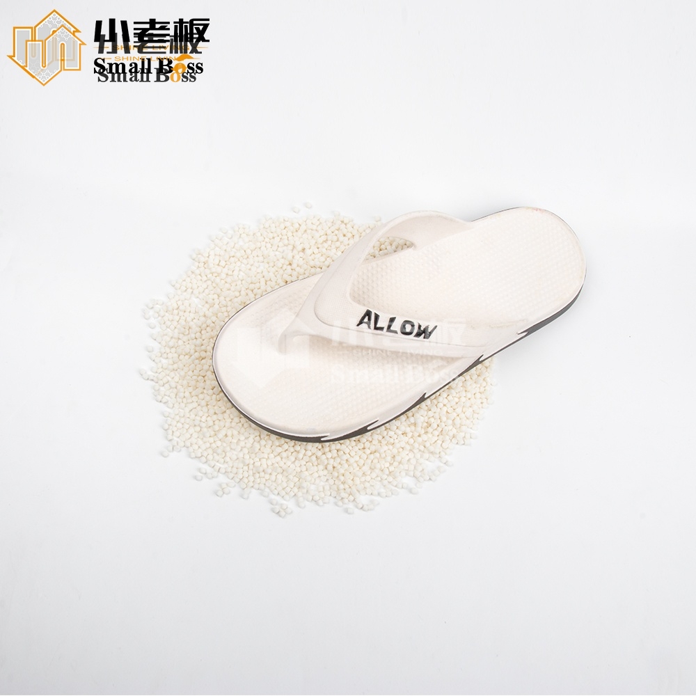 Compuesto de espuma PVC suave y ligera resistente al desgaste para zapatos moldeados por inyección con espuma